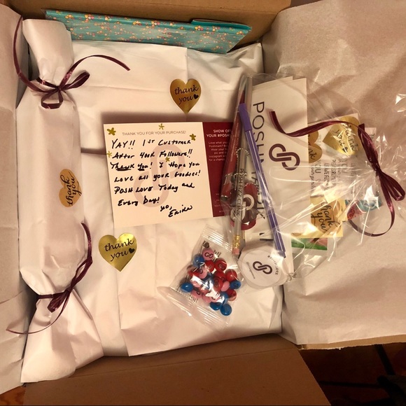 $10 OFF ANY JEANS!!!  JUST ASK! - Picture 4 of 4